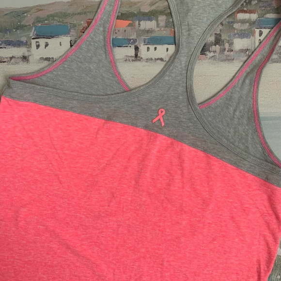 Rare Underarmour Hero Semi-Fitted Racerback Pink Tank Top Heat Gear💕 - Picture 8 of 14